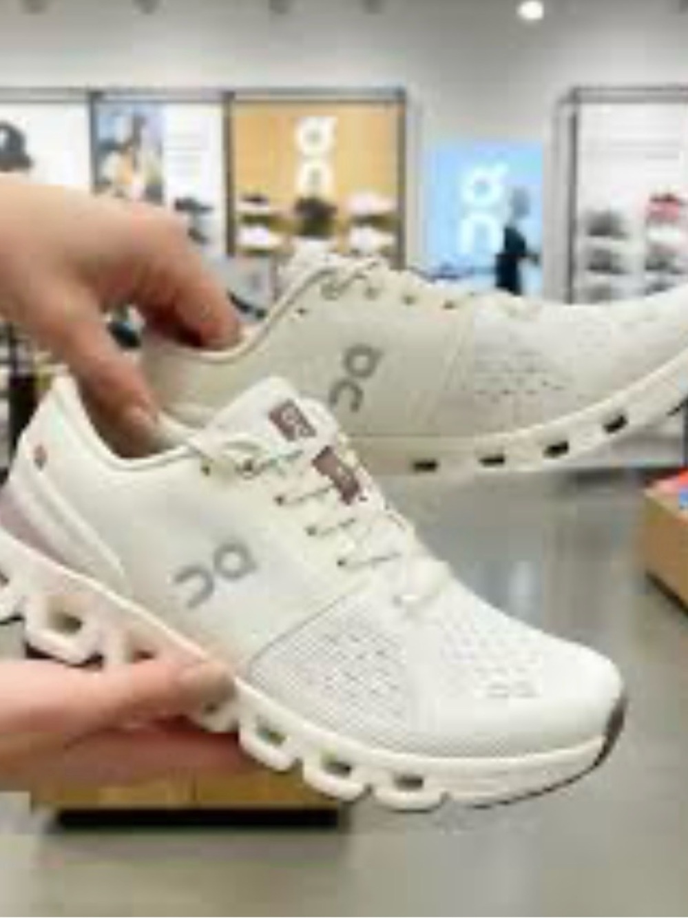 On Cloud X 4  Ivory/Cream Women's Running Shoes